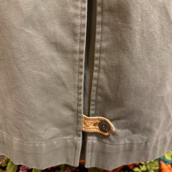 SOLD ON DEPOP Together! Vintage Olive Green Women's Trench Coat size 6 - Picture 5 of 10